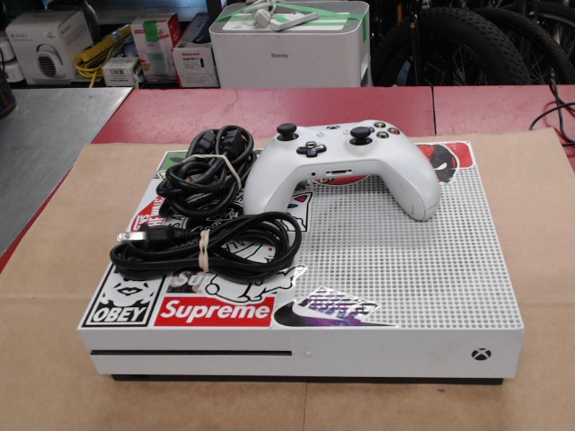 Console xbox one+manette+fil