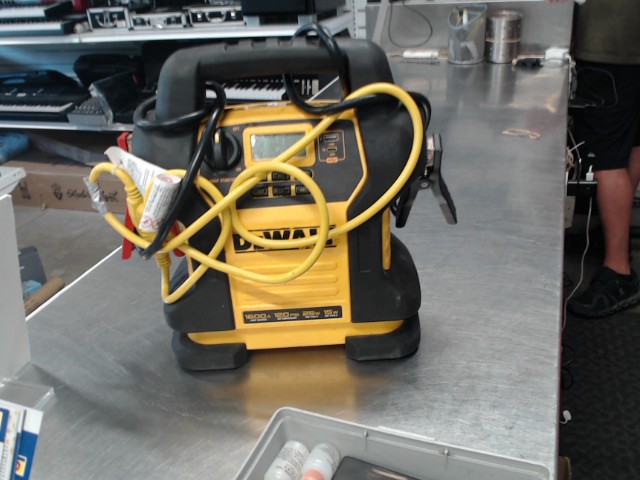Dewalt booster pack