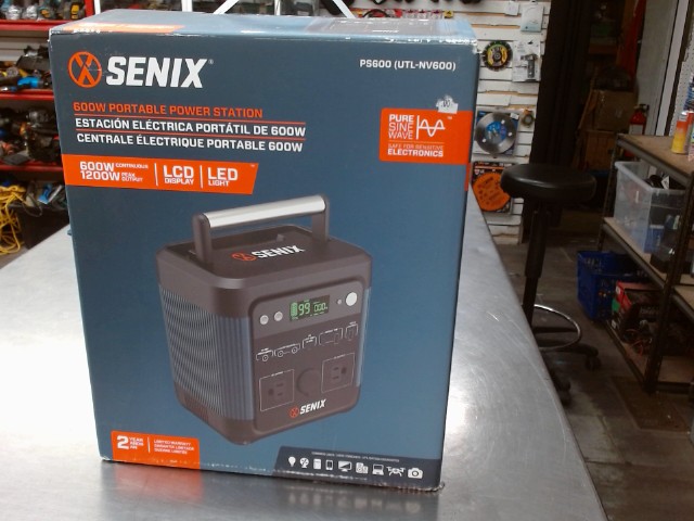 Senix potable power station dans boite