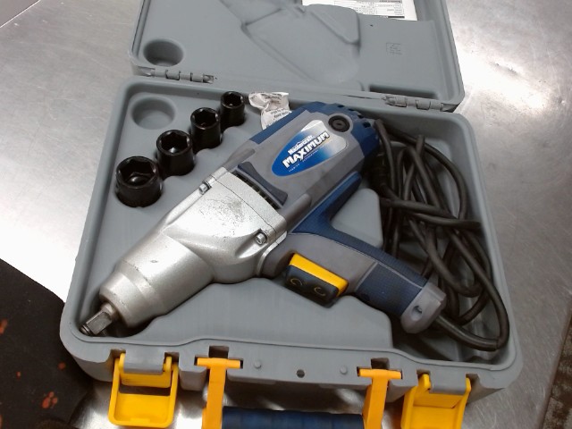 Impact wrench mastercraft a fils coffre