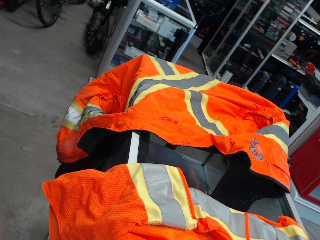 Terra high-vis construction coat