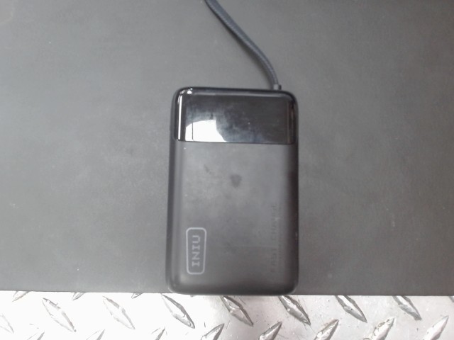 Power bank iniu