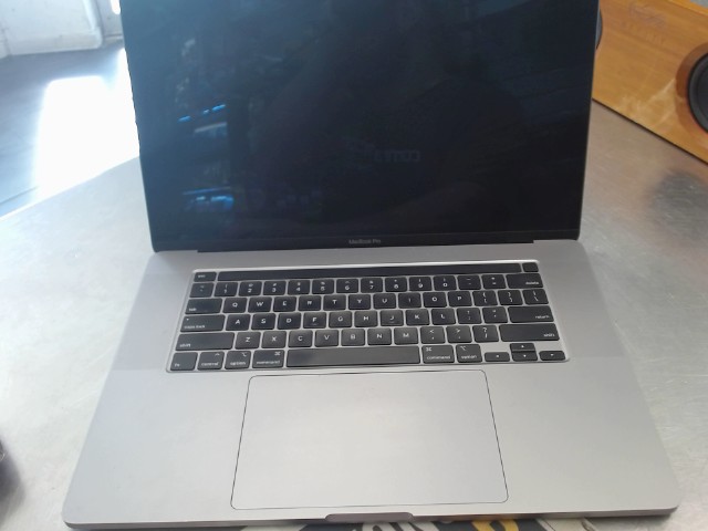 32gb ram i9 1tb