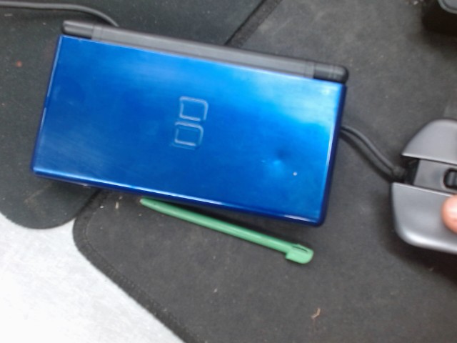 Nintendo ds bleu sans chargeur