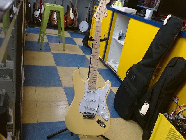 Fake 2022 fender starto
