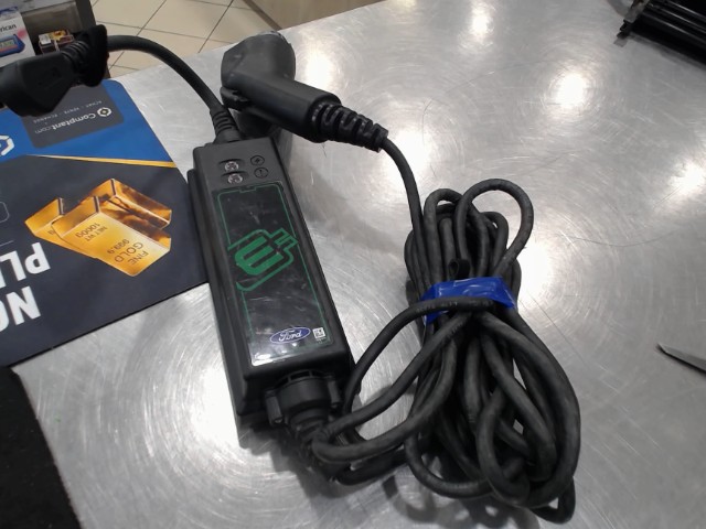 Chargeur auto electrique