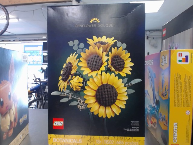 Lego sunflower bouquet