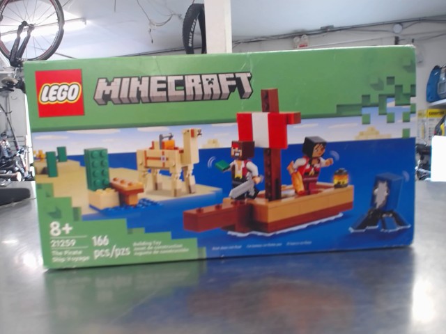 Lego minecraft the pirate voyage