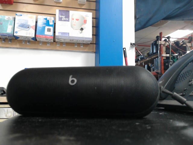 Beats pill speaker