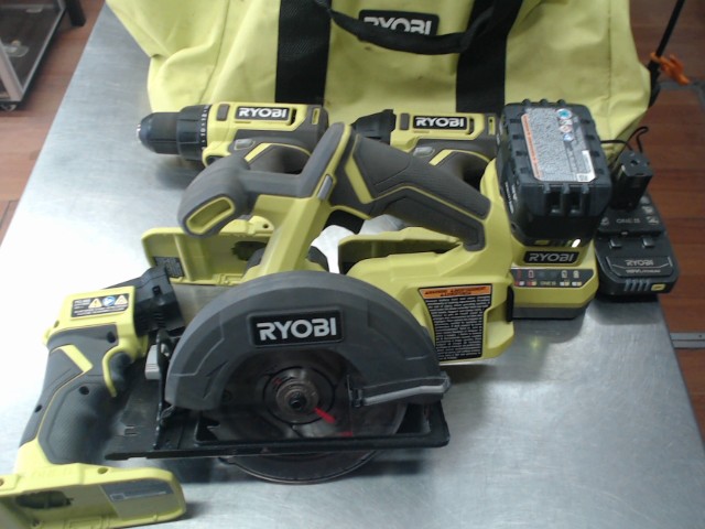 4 outils 2 batteries + chargeur