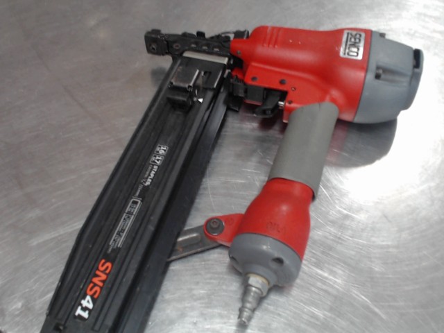 Taqueuse a air 16gage/17gage