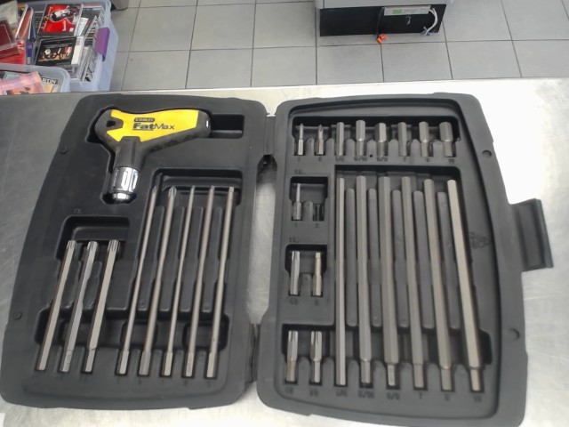 Fatmax t handle ratchet powerkeyset(27)
