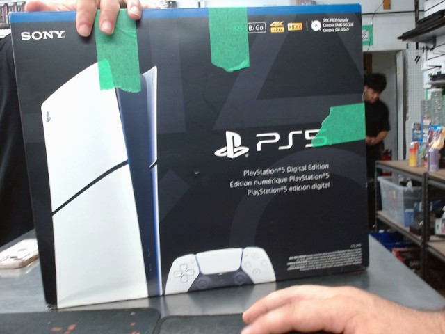 Ps5 digital avec manette et fils boite