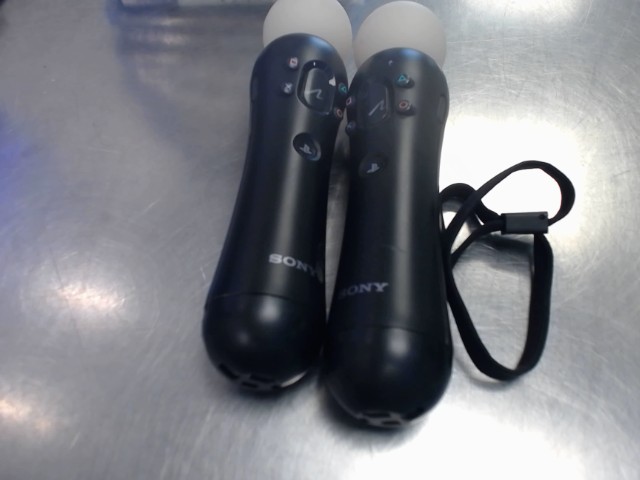 Paire manette move