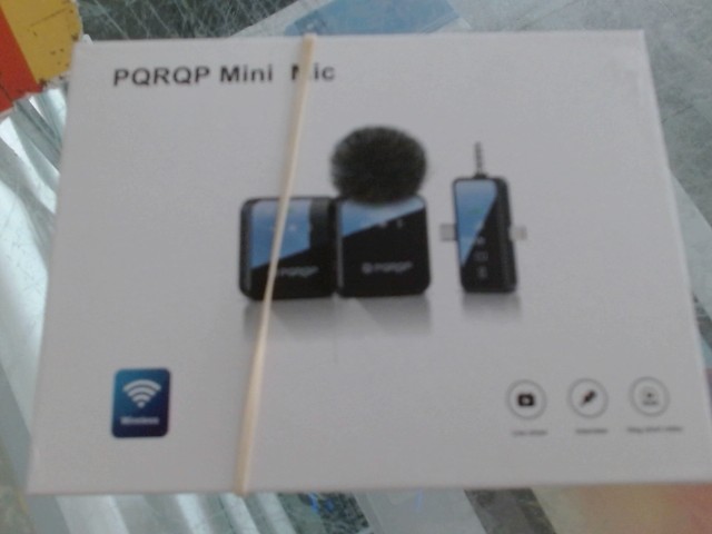 Mini micro wireless dans boite