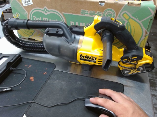 Vaccum a main avec batterie 5ah