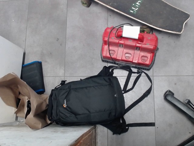 Station de recharge rapide a multi point