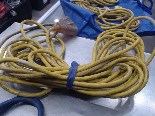 Rallonge electrique jaune