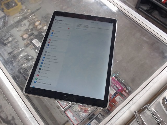 Tablette 128gb apple no chrg+case