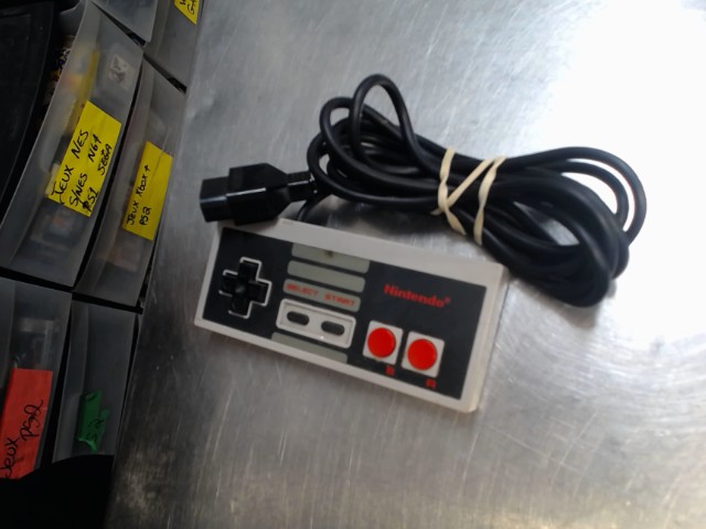 Manette nes