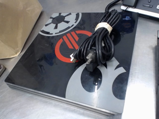 Console ps4 pro starwars edition (noman)