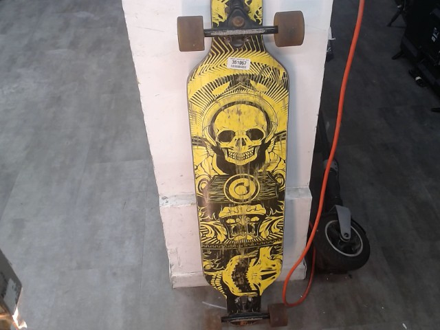 Longboard tete de mort jaune