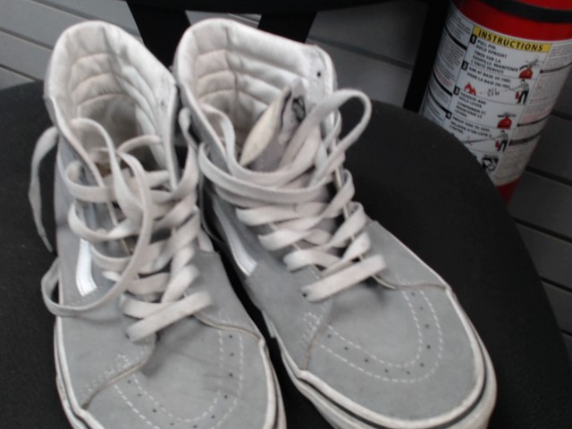 Soulier taille 6.5 y