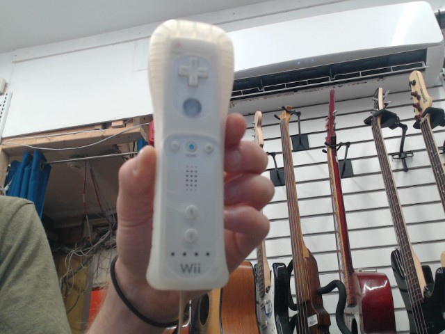 Wii controller blanche