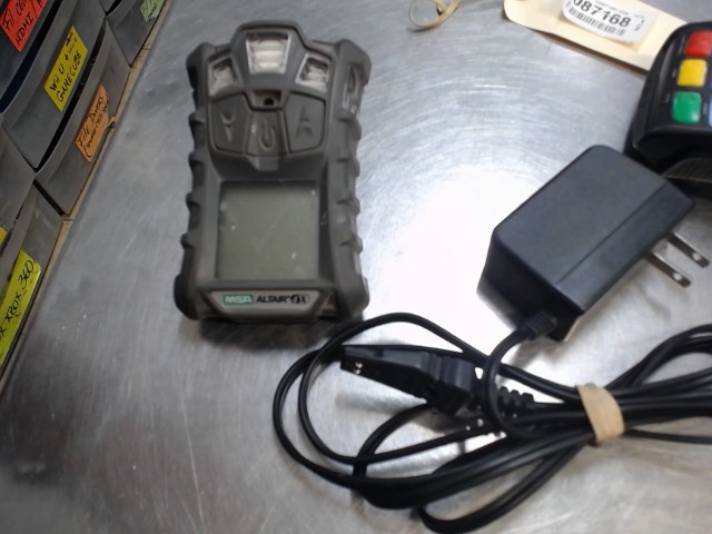 Detecteur de gaz + chargeur