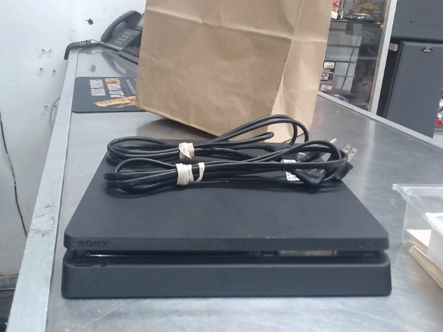 Console ps4 slim 500gb+man+cable