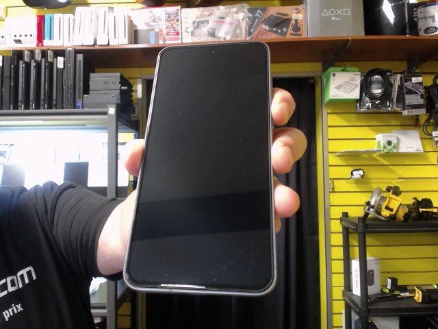 Cellulaire 128go comme neuf +verre prot.