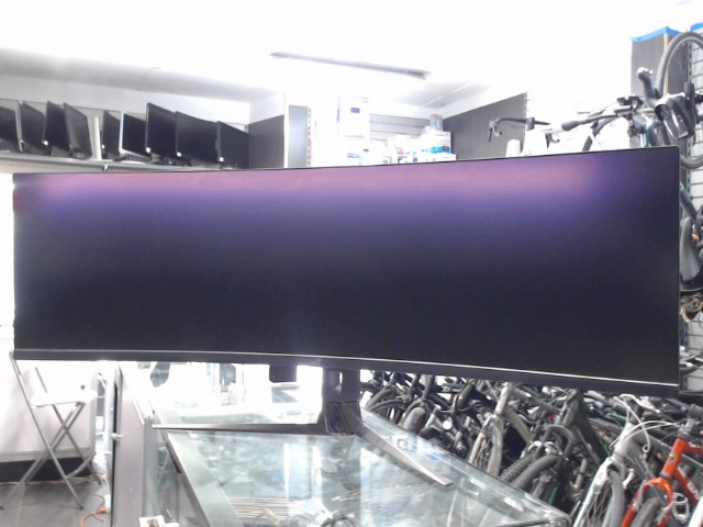 Ecran curved 49 pouces asus