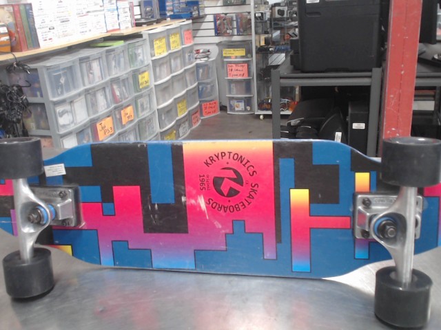Penny avec deck multicouleur