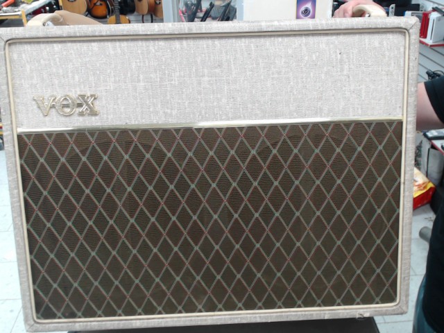 Vox cab amp