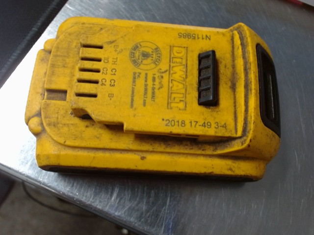 Batterie  dewalt 2ah