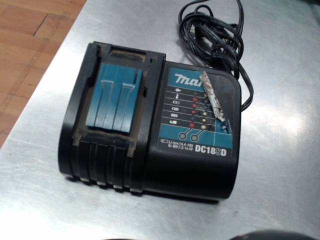 Chargeur makita