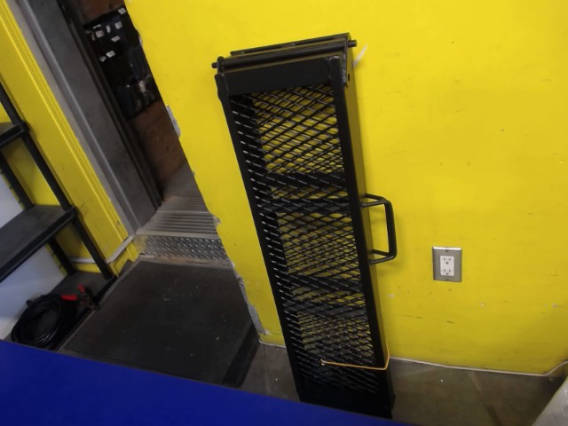 Rampe pliable neuve 80 x 11 po 800lbs