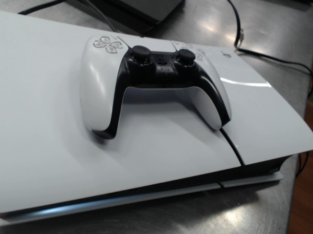 Console avec lecteur avec manette