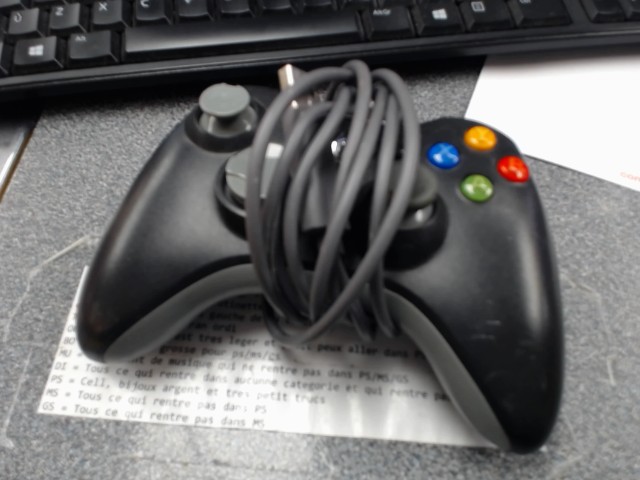 Fausse manette xbox usb tester