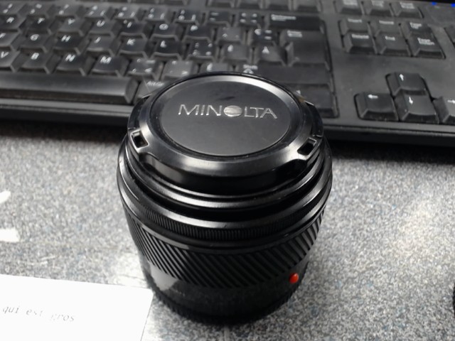 Minolta af lens 28