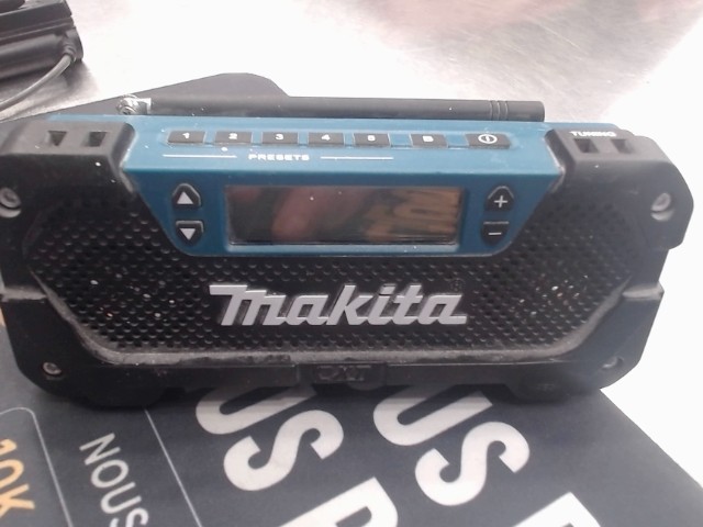Radio makita avec batterie