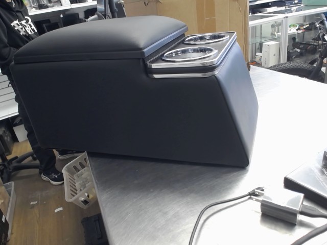 Console de char universelle