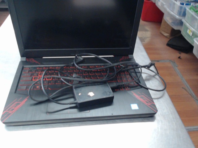 Asus tuf 8 go win 11 233gb