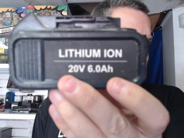 Batterie 6 amperes 18 volt replique