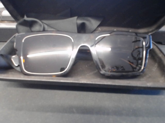 Lunette noir