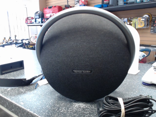 Speaker bluetooth + cahrgeur