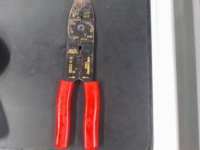 Wire stripper