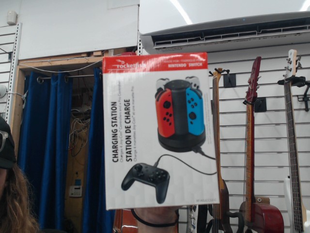 Station de charge pour joycon 1