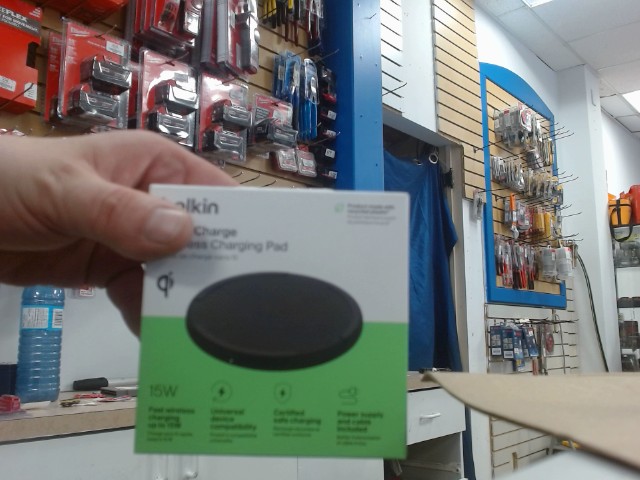 Wireless chartging pad