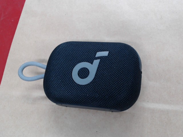 Speaker bluetooth